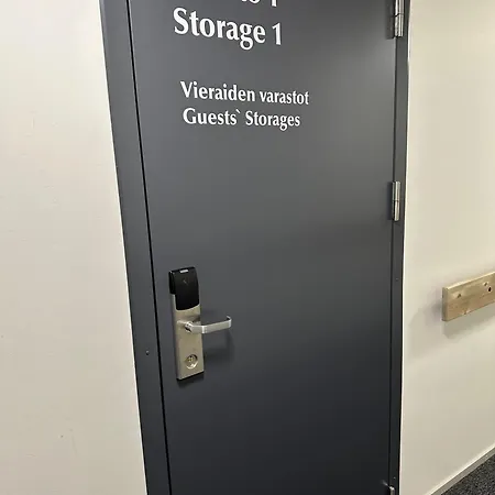 Yllaes 4201 アパート