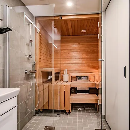 アパート Yllaes 4201