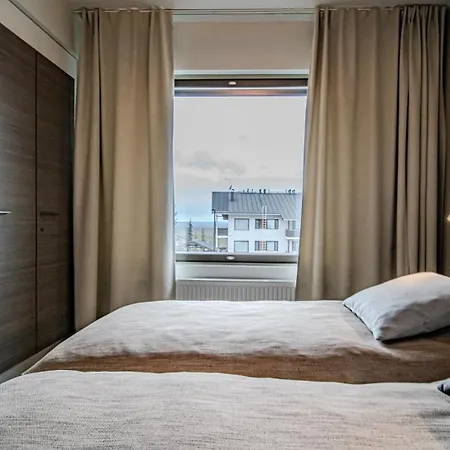 Yllaes 4201 アパート